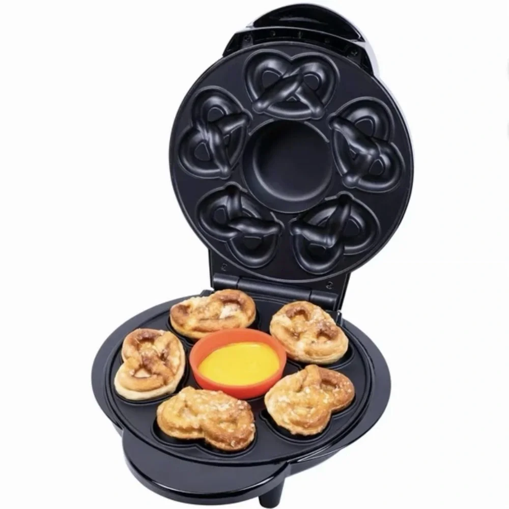 SuperPretzel Soft Pretzels Maker - Black